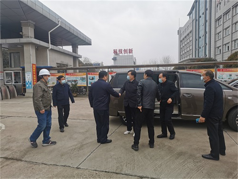 市人大常委會黨組書記、主任一行到湖北江南公司調研工作