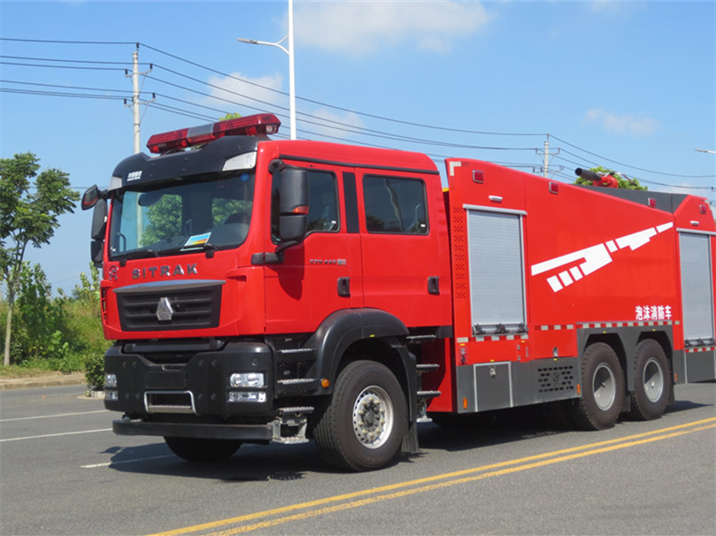 五十鈴12噸后雙橋水罐消防車(chē)