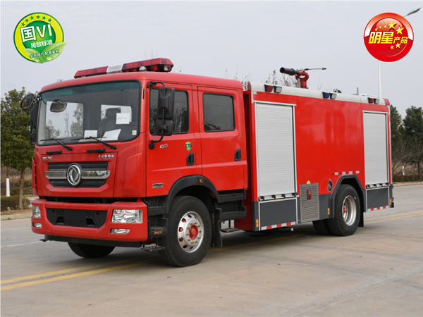 國(guó)六8噸東風(fēng)D9水罐消防車