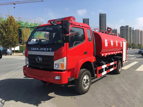 福田8噸消防灑水車(chē)