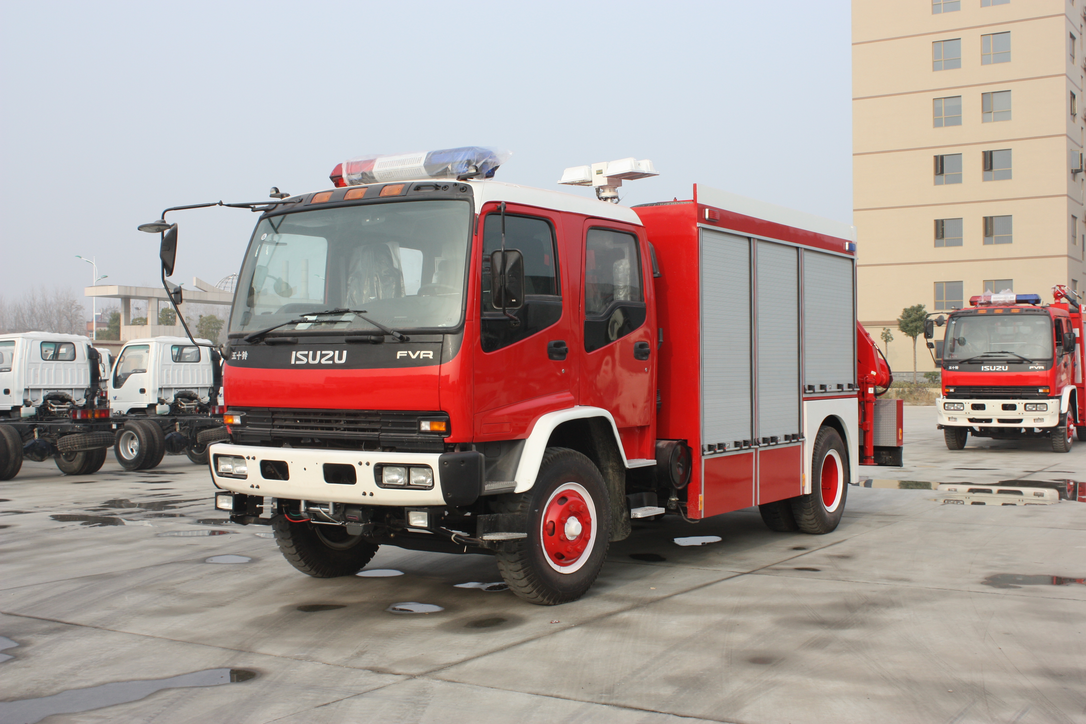 五十鈴搶險(xiǎn)救援消防車(chē)